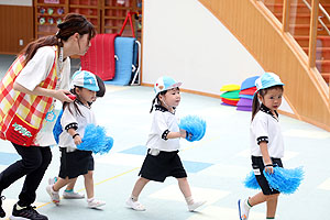 運動会のリズム活動　ぱんだ・こあら・きりん