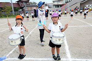 鼓隊の活動頑張っています！　C・D・E