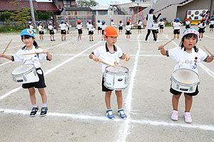 鼓隊の活動頑張っています！　C・D・E