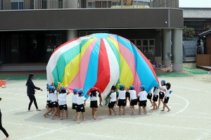 バルーン　大きくふくらんだね‼　年長