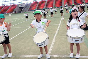 運動会予行１　　年長組　鼓笛・A・B