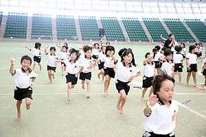 運動会予行4　　　年長組　バルーン