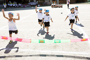 運動会のかけっこ活動　年中組