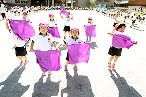 運動会のリズム活動　年中組