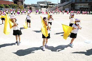 運動会のリズム活動　年中組