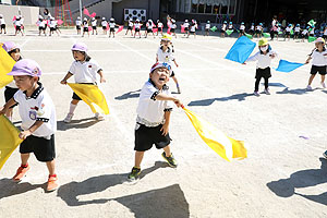 運動会のリズム活動　年中組