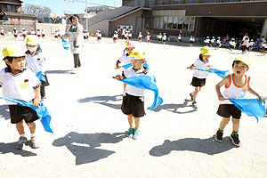 運動会のリズム活動　年中組