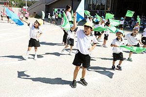 運動会のリズム活動　年中組