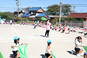 運動会のリズム活動　年中組