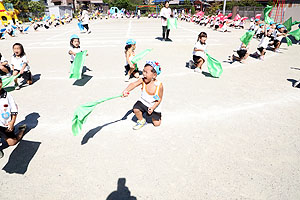 運動会のリズム活動　年中組