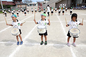運動会予行が行われました　鼓笛　A・B