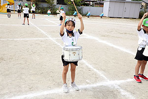 運動会予行が行われました　鼓笛　A・B
