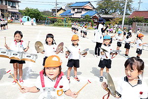 運動会予行が行われました　鼓笛　C・D・E