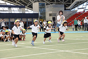 エンゼル運動会１　　　　年中かけっこ