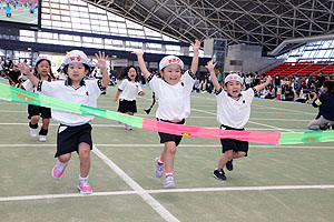 エンゼル運動会１　　　　年中かけっこ