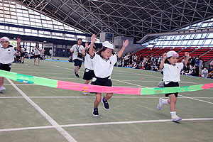 エンゼル運動会１　　　　年中かけっこ