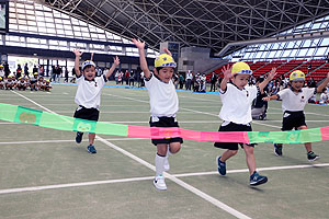 エンゼル運動会１　　　　年中かけっこ