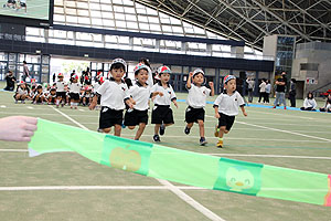 エンゼル運動会３　　　　年少かけっこ