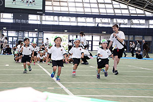 エンゼル運動会３　　　　年少かけっこ