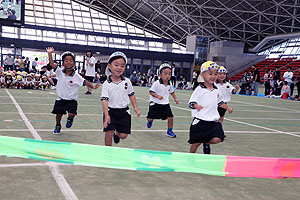 エンゼル運動会３　　　　年少かけっこ