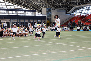 エンゼル運動会３　　　　年少かけっこ