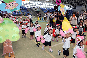 エンゼル運動会４　　　　年少リズム