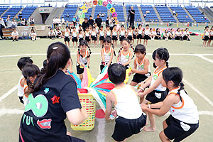 エンゼル運動会８　　　　年長 組体操・バルーン