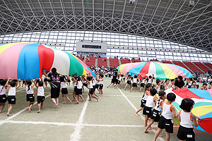 エンゼル運動会８　　　　年長 組体操・バルーン