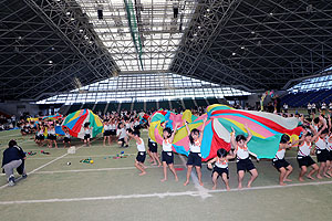 エンゼル運動会８　　　　年長 組体操・バルーン