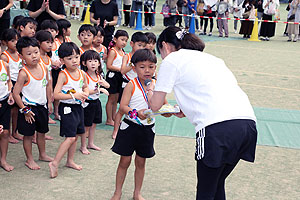 エンゼル運動会８　　　　年長 組体操・バルーン