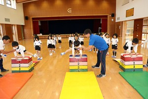 体操教室　跳び箱にチャレンジ‼　C