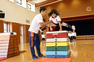 体操教室　跳び箱にチャレンジ‼　C