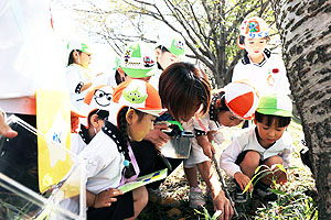 お散歩楽しかったね　きりん・ことり