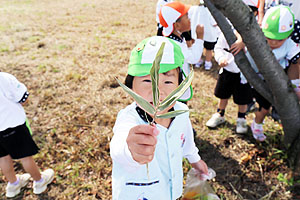 お散歩楽しかったね　きりん・ことり