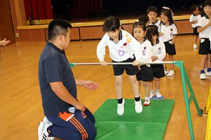 体操教室　鉄棒がんばったね‼　すみれ