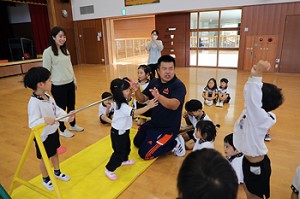 体操教室　鉄棒がんばったね‼　すみれ