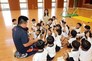 体操教室　鉄棒がんばったね‼　すみれ