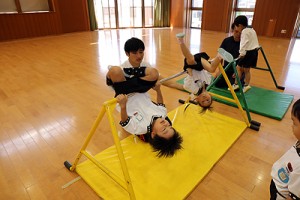 体操教室　鉄棒がんばったね‼　さくら