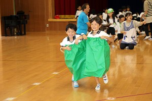 エンゼルホールで楽しい運動あそび‼　年長B・年中たんぽぽ