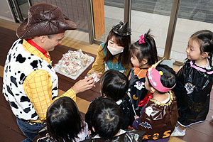 10月生まれのお誕生会　ひよこ