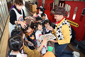 10月生まれのお誕生会　ひよこ