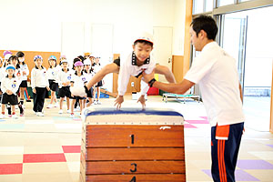 跳び箱チームの活動　年長