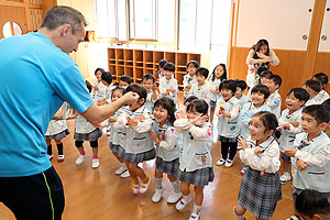 イングリッシュ　楽しかったね　ことり・きりん