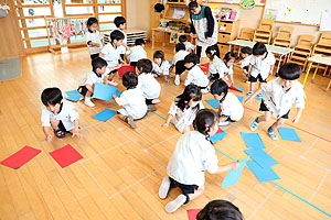 カードめくりゲーム　ことり