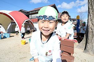 元気いっぱい園庭遊び！　うさぎ・ことり