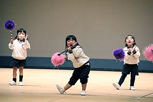 文化会館でリズム予行　年中Aチーム
