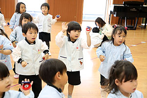 歌・カスタの予行が行われました　年少Aチーム