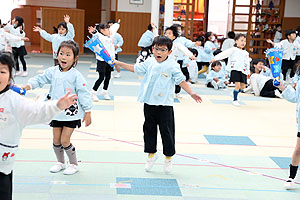 リズムフェスティバルの活動　年中Bチーム