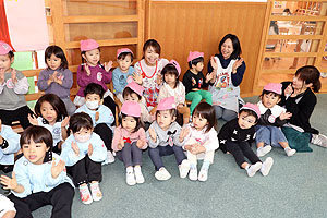 エンゼル幼稚園のお誕生日おめでとう　りす・ひよこ