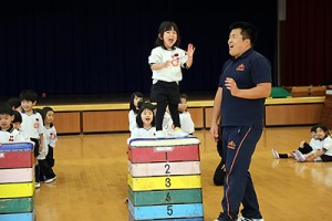 体操教室　楽しかったね　　　-跳び箱-   　    きりん